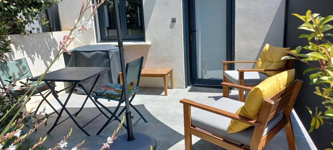 Salinelles Charmant Logement Avec Terrasse מראה חיצוני תמונה